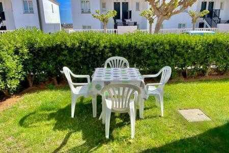 Mestral Apto En Planta Baja Con Piscina 阿雷纳尔登卡斯特尔 外观 照片